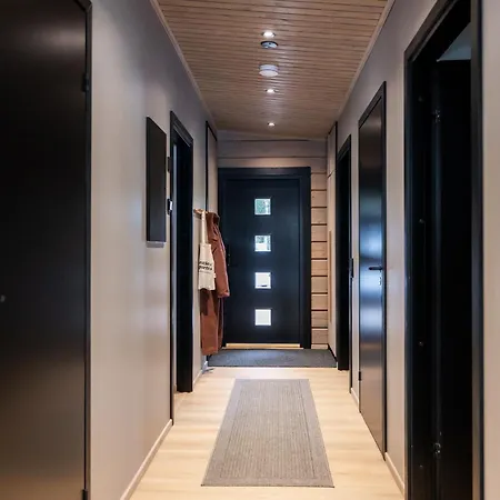 Arctic Mustache 아파트 *