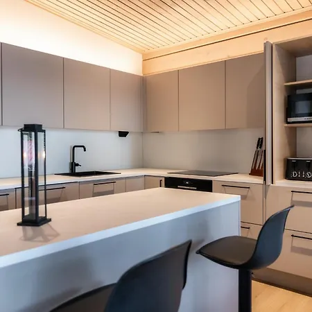 아파트 Arctic Mustache 로바니에미