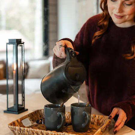 Arctic Mustache * 로바니에미