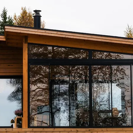 Arctic Mustache 아파트 *