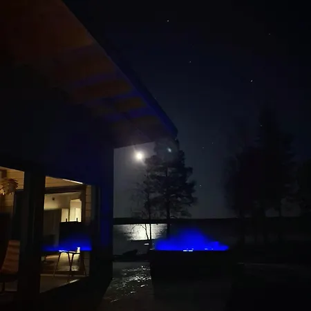 아파트 Arctic Mustache 로바니에미